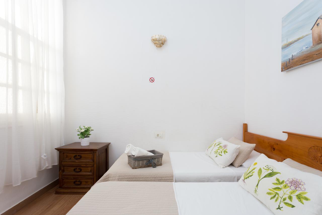 Pension Casablanca B&B Tenerife Santa Cruz de Tenerife Buitenkant foto